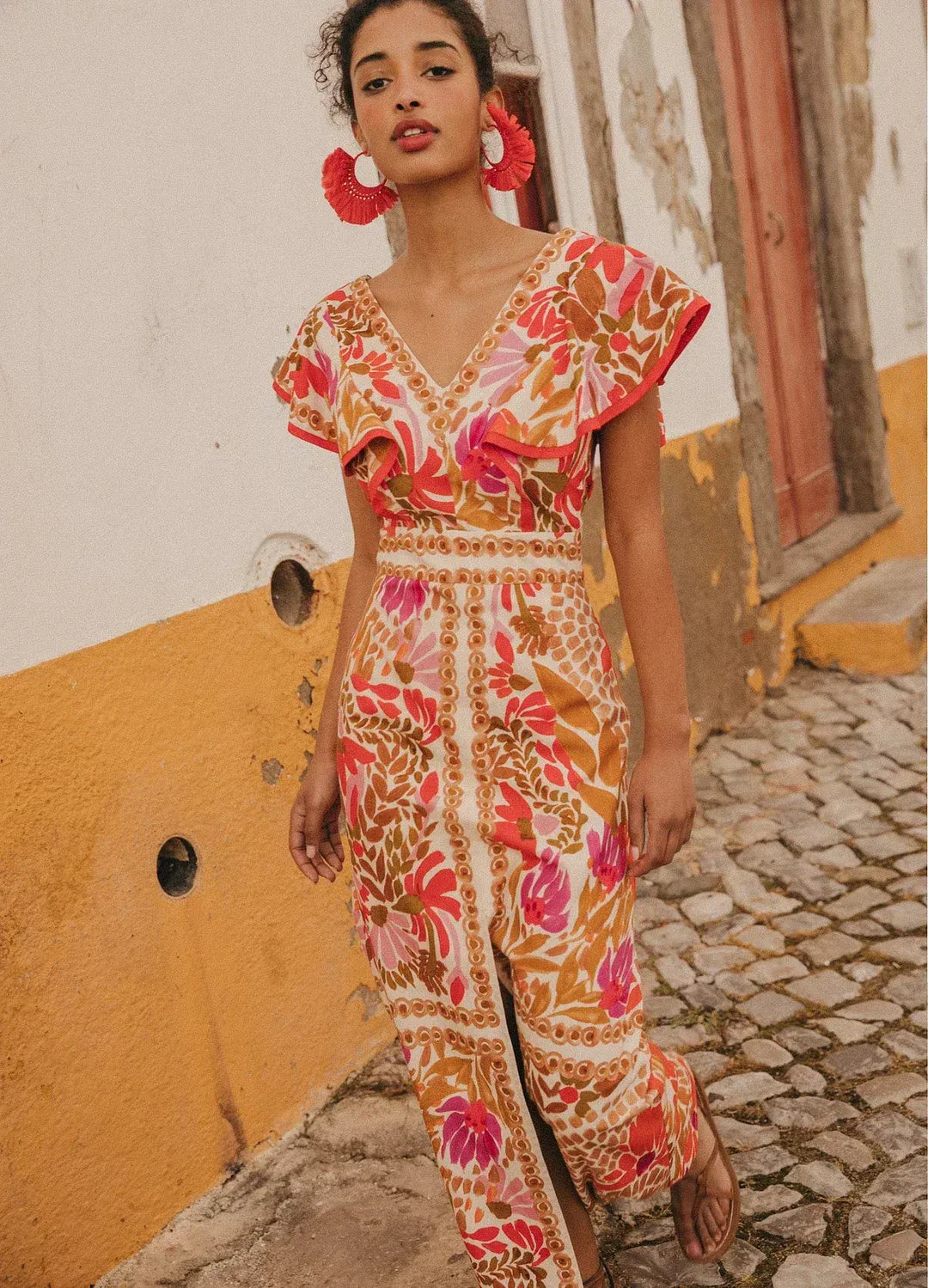 UN PIEZA ARTISTICO BOHEMIO AMANDA