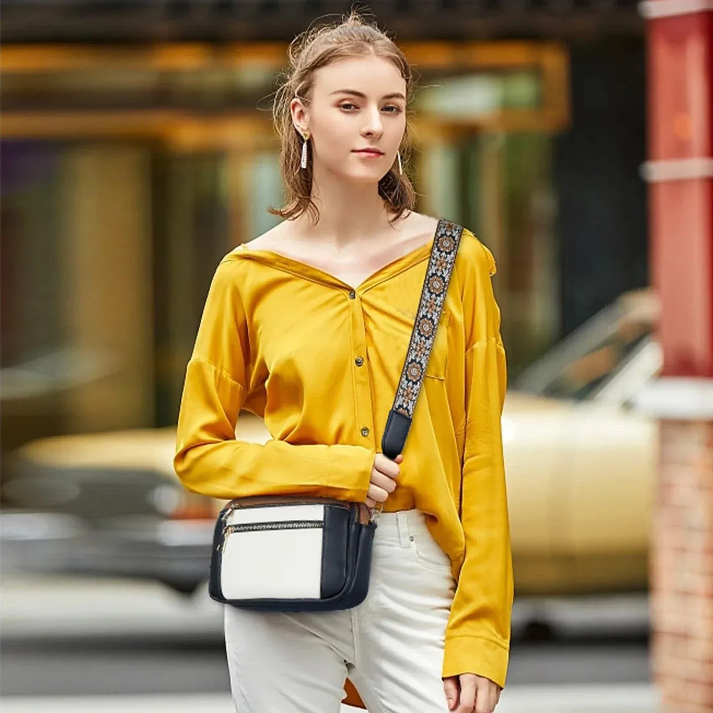 BOLSO BANDOLERA CASUAL MODERNO