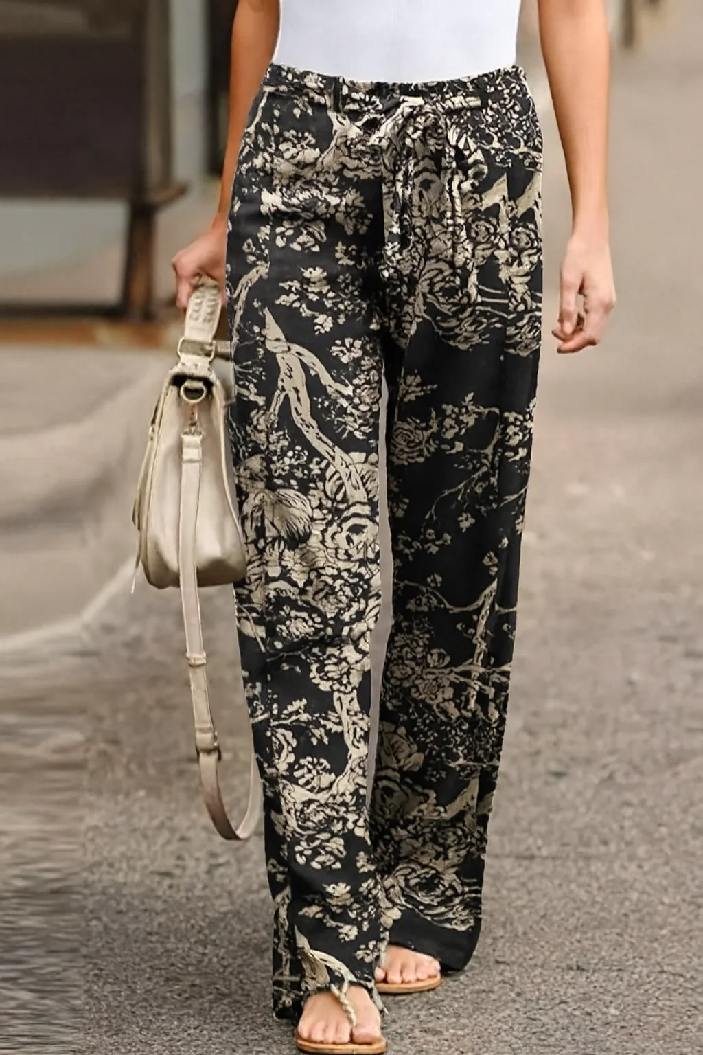 PANTALON ESTILO FLORAL