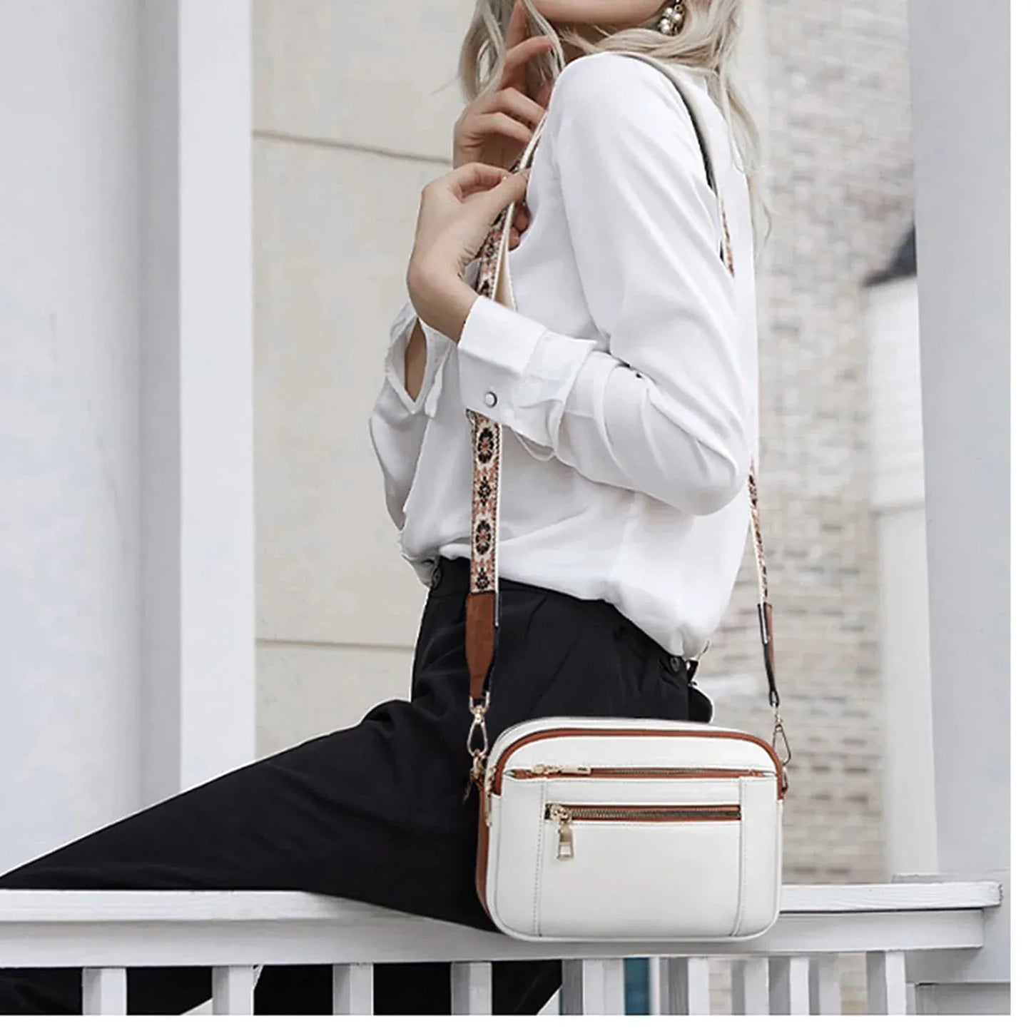 BOLSO BANDOLERA CASUAL MODERNO